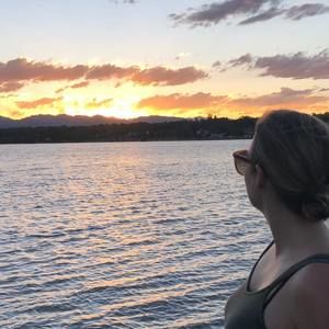 Meet your Posher, Emily